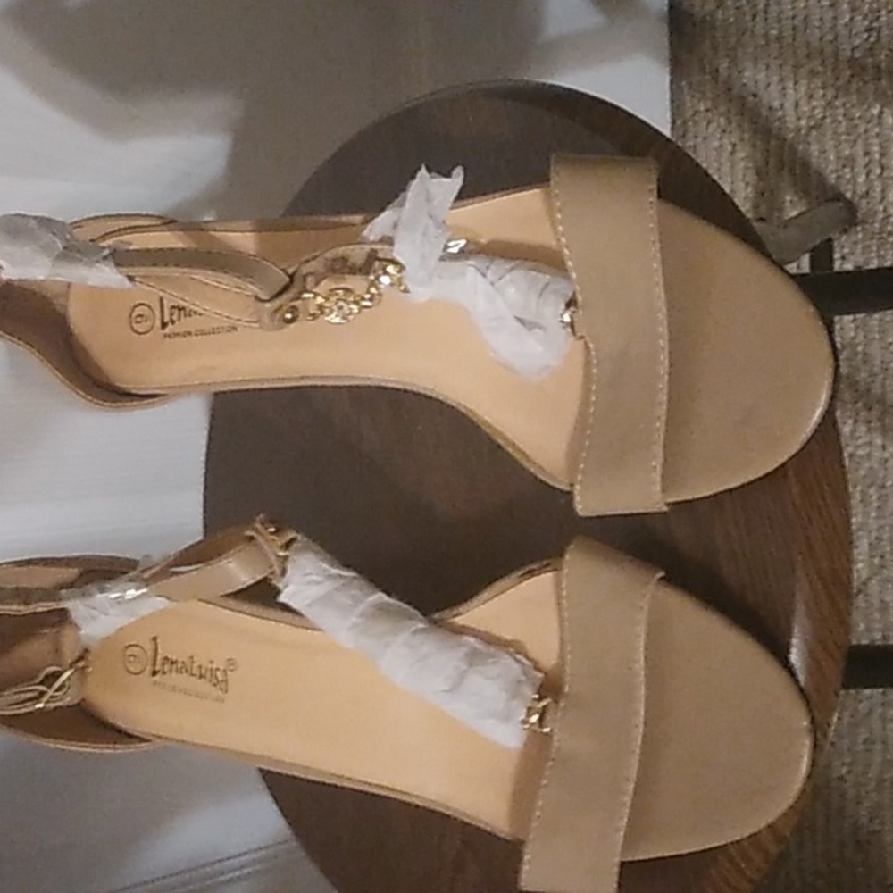 Shoes - Picture 3 of 5